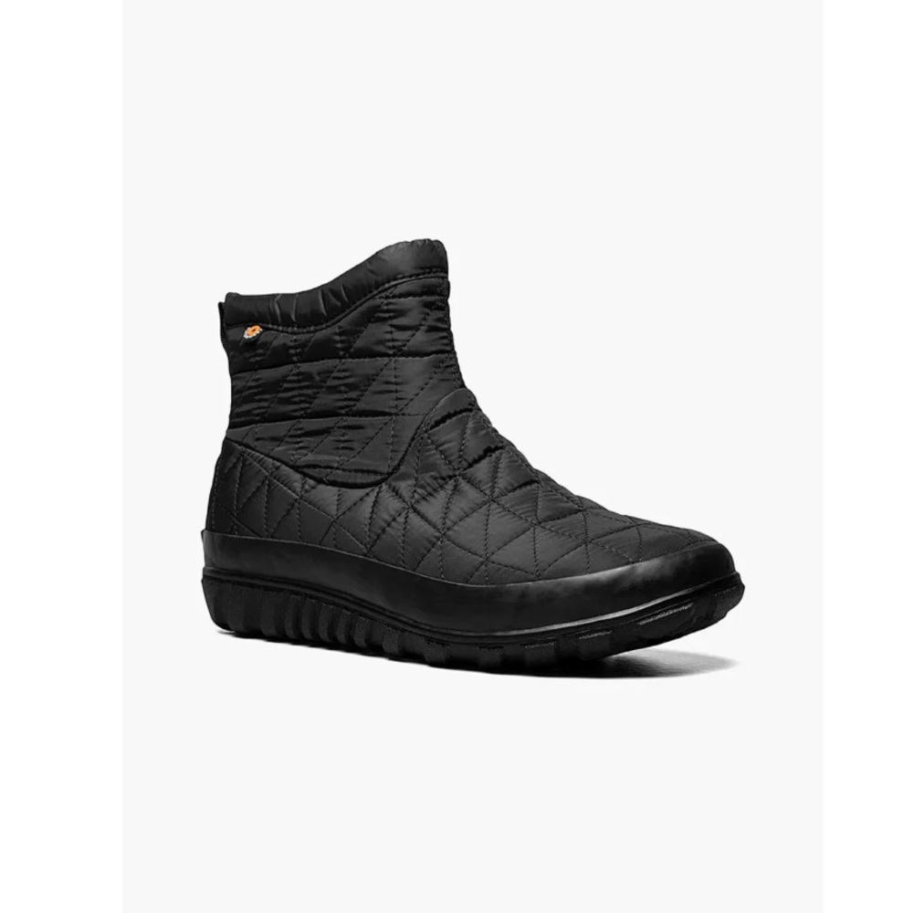 Bogs Black Quilted Ankle Boots